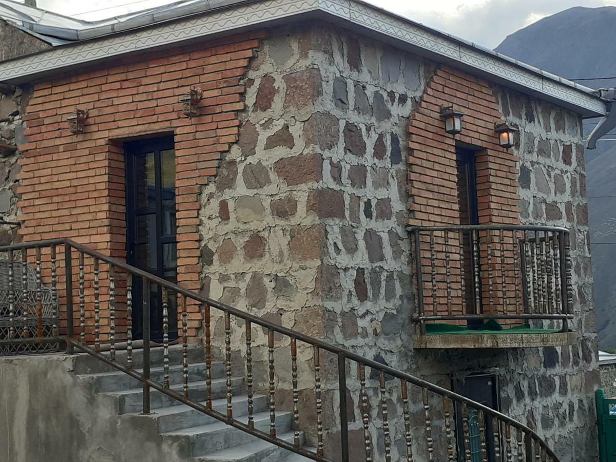 Bana Hotel Kazbegi Exterior foto